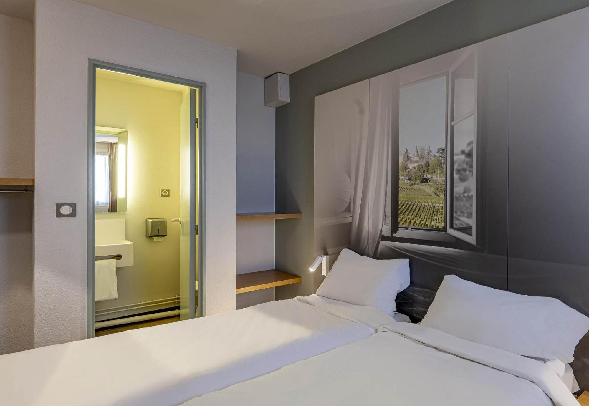 B&B Hotel Bordeaux Merignac Hotel De Ville Exterior photo